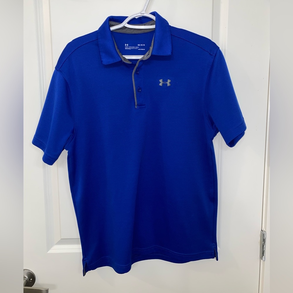 Men’s medium under armour polo - blue